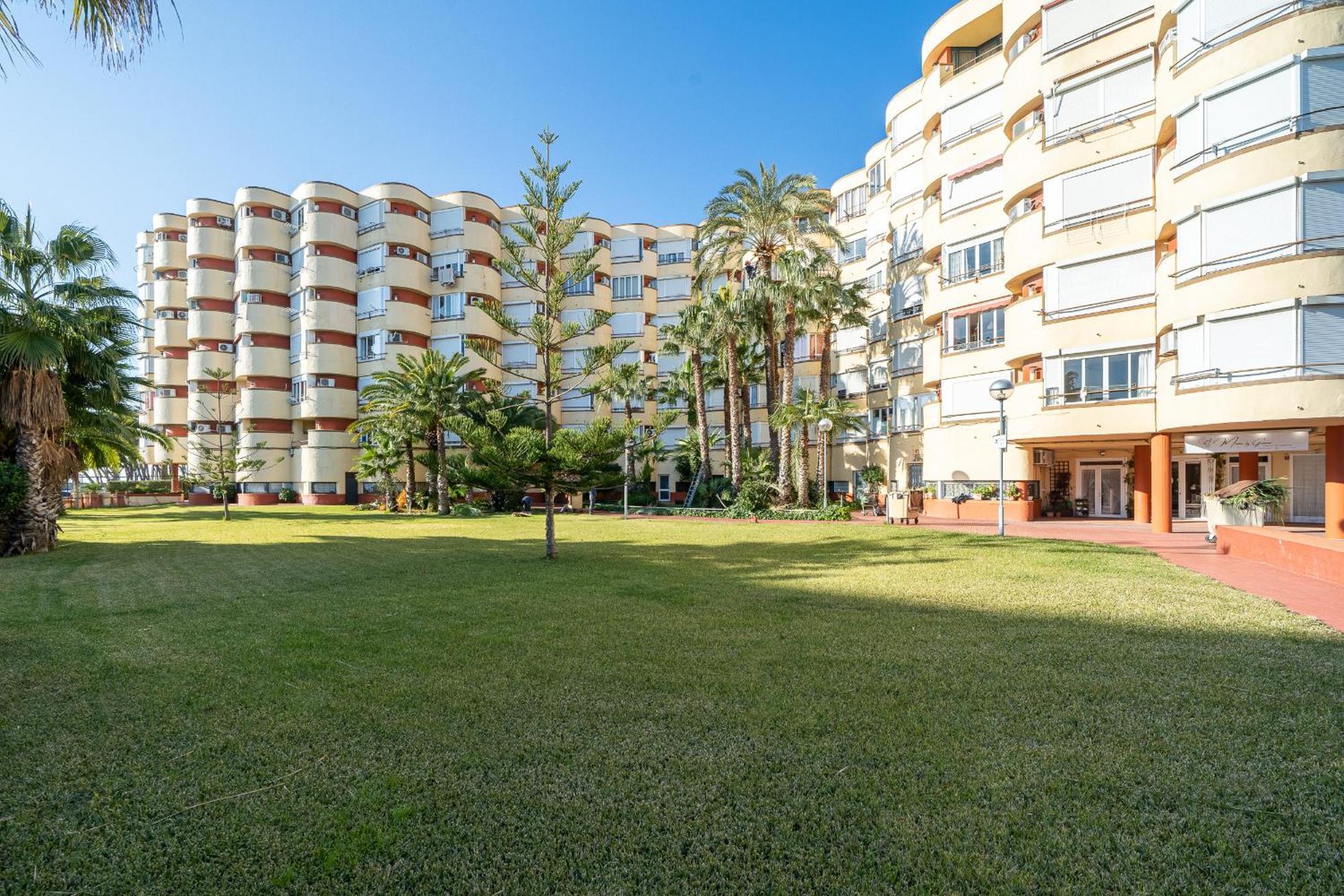 Promar 323 Apartman La Pineda Kültér fotó